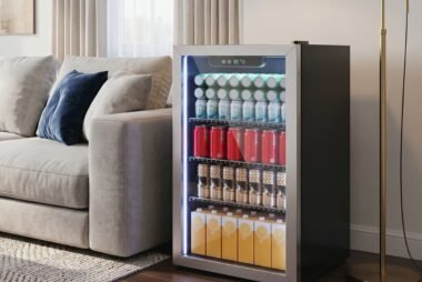 Wine Coolers Give your kitchen or home bar unique design with the addition of a wine cooler. LEONARD wine coolers are a great addition for any wine drinker or entertainer. The wine fridges are climate controlled to keep the wine at the optimal temperature LEONARD offers a variety of sizes that hold anywhere from 17 bottles up to a maximum of 75 bottles. They also make a great solution for creating your own storage solution for your cellar. LEONARD freestanding wine coolers are desig ned with performance and proper preservation for your finest wines in mind. Purchase one for your home today